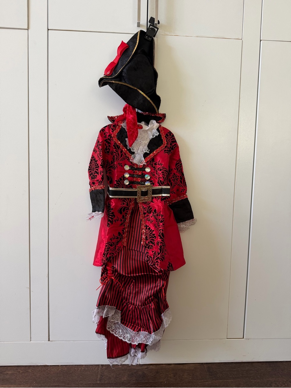 Girl’s Red Pirate Princess Costume - Classic Look - Size 5-6